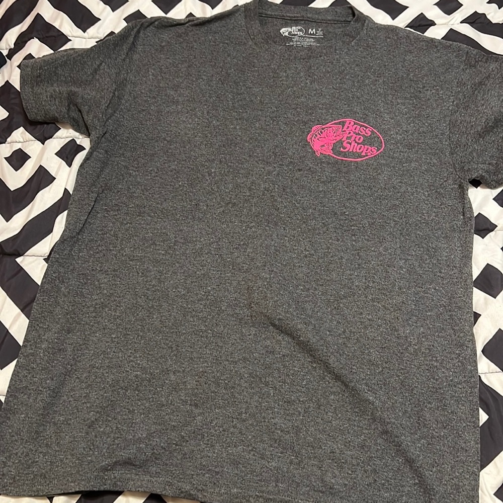 Bass pro shops t-shirt